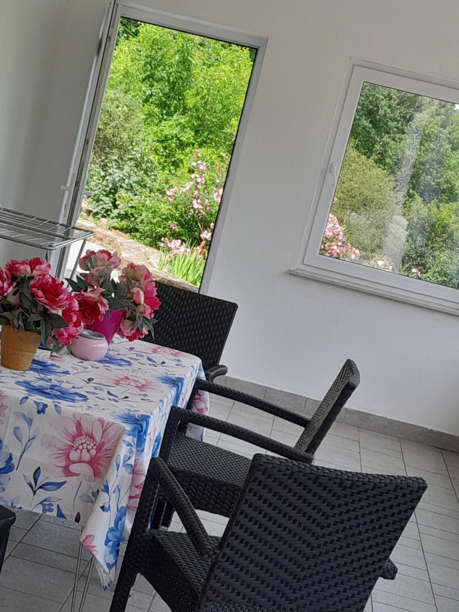Apartmaji Strunjan Esterno foto
